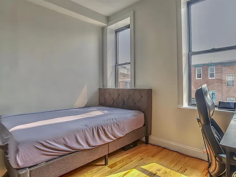 314 Monroe St #8 — Photo 8