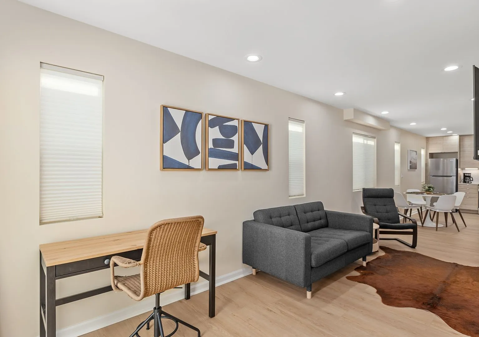 New built and fully furnished 2 bed 2. 5 baths in Point Loma — Photo 2