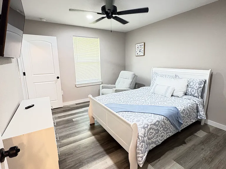 2020 Bagby Ave #A — Photo 22