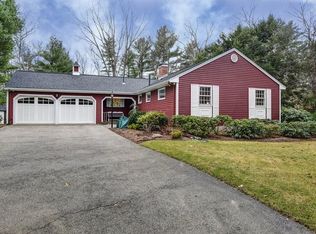 9 Crest Dr, Dover, MA 02030