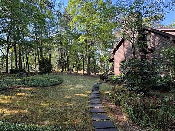 5th image of 3121 Bonds Lake Rd NW
