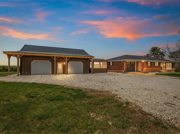 10353 State Route Oo, Bloomsdale, MO 63627