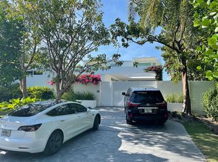 1405 W 24th St, Miami Beach, FL 33140