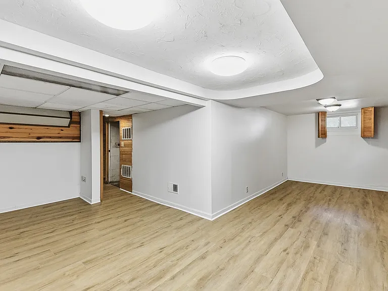5227 Rees St — Photo 19