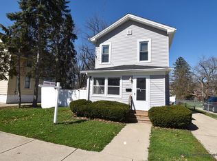 602 Pennsylvania Ave, Aurora, IL 60506