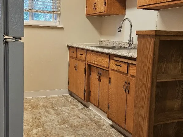 991 Boranda Ave, Mountain View, CA 94040