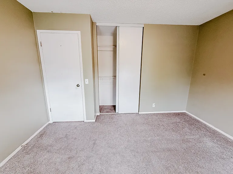 27 Hidden Cres NW — Photo 11
