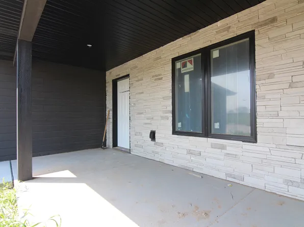 5402 11th Ave, Kearney, NE 68845