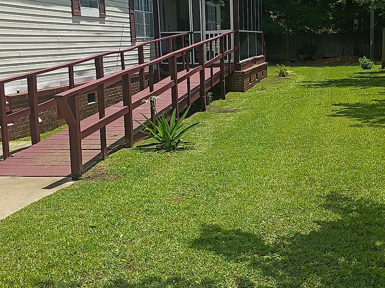 Screen in front porch
