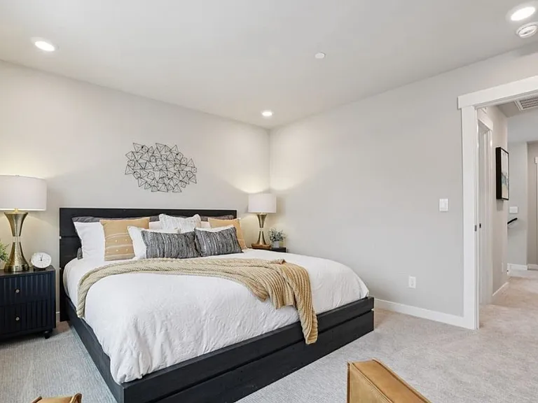 13524 NE 104th Way — Photo 8