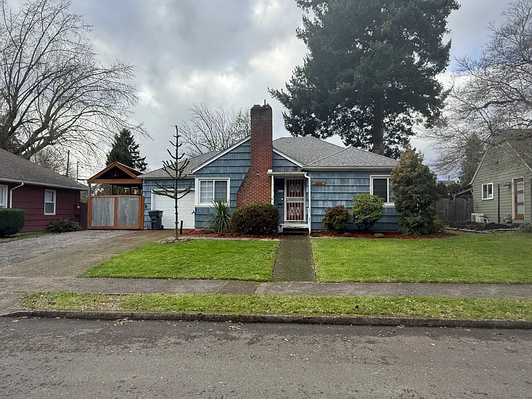 3235 NE 89th Ave — Photo 1