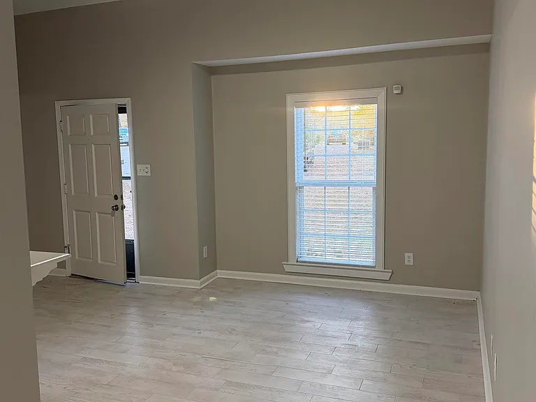 4834 Sturbridge Ln — Photo 5