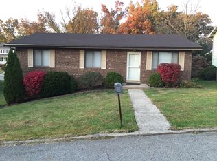 112 Broadmoor Dr, Huntington, WV 25705