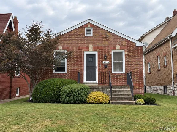 3833 French Ct, Saint Louis, MO 63116