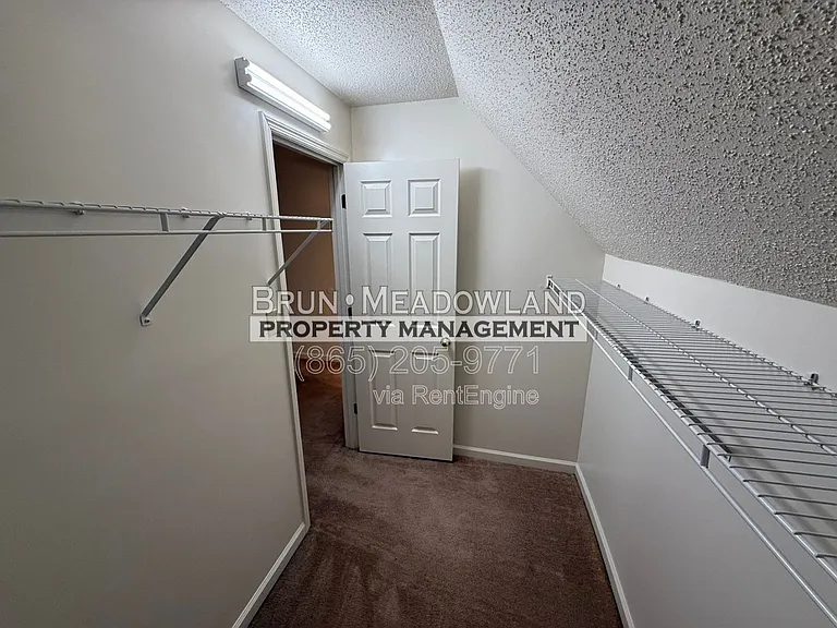 6523 Doe Creek Way — Photo 28