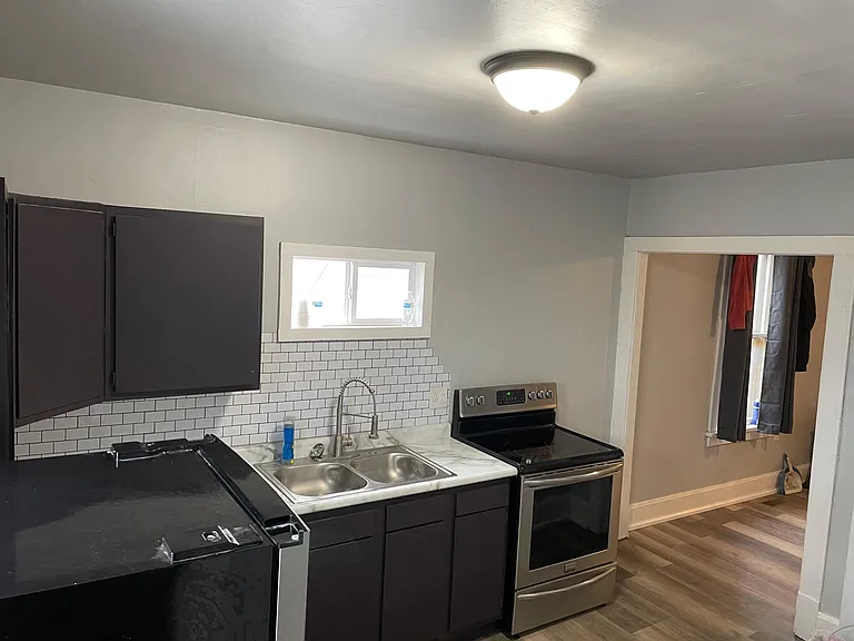 70 Chestnut St — Photo 10
