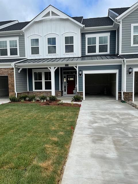 1st image of 33505 Marina Bay Cir