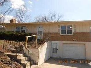 2200 Wilson Ave, Leavenworth, KS 66048