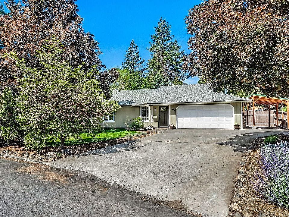 1st image of 2815 NE Waller Dr