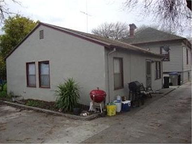 2nd image of 511 E Taylor St