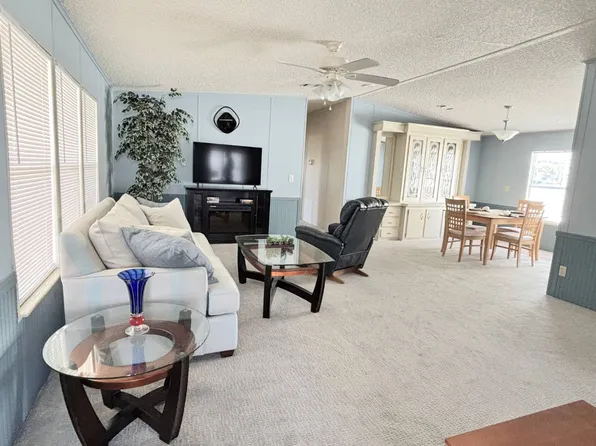 369 Limeberry Pl, Venice, FL 34285