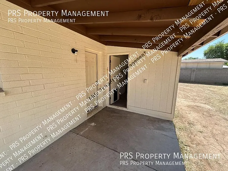 3147 E Edgewood Ave — Photo 26
