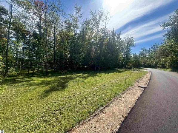 Interstate Highway 3 Partridge Trl, Elk Rapids, MI 49629