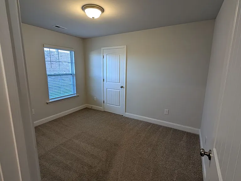 244 Abercorn Dr — Photo 8