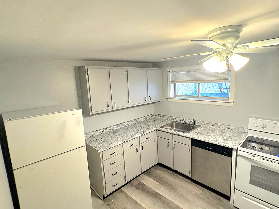 1027 Cochran Mill Rd #9