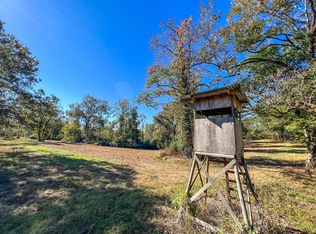 4232 Donegal Rd, Woodville, MS 39669