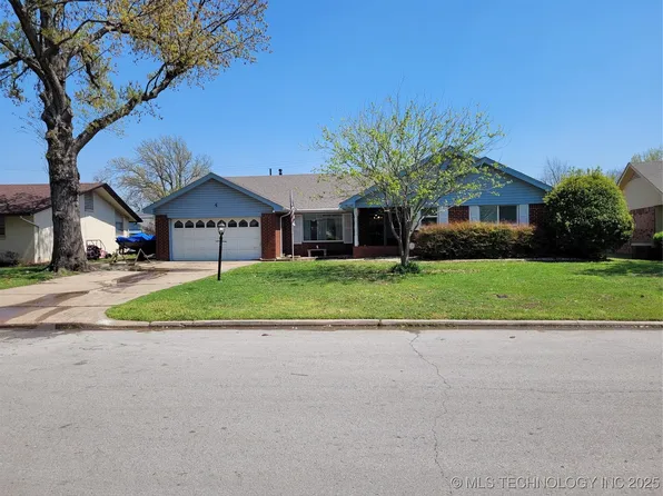 3827 S 92nd East Pl, Tulsa, OK 74145