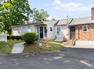 160 Beecher St, Southington, CT 06489