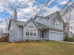 15421 Bradley Dr, Olathe, KS 66062