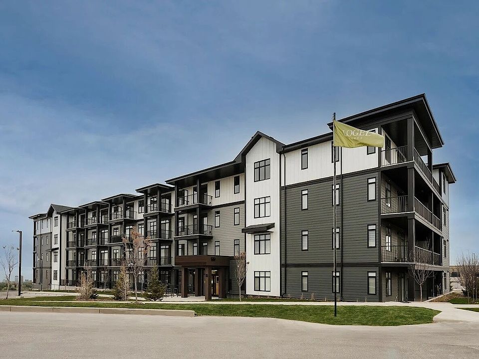 1st image of 60 Sage Hill Walk NW #415