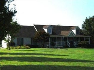 9359 Us Highway 22 E, Stoutsville, OH