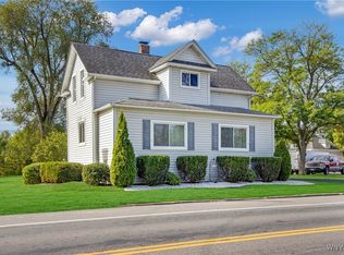 2454 Niagara Rd, Niagara Falls, NY 14304