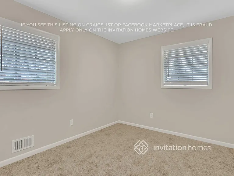 1555 Mountain View Cir NW — Photo 14