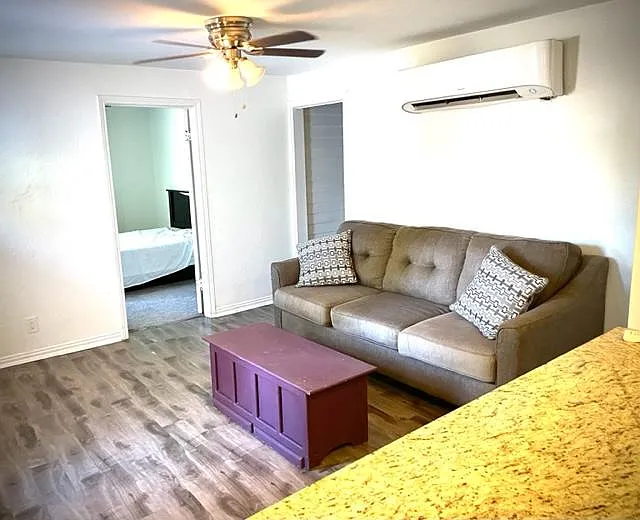 704 N Marsalis Ave #3 — Photo 7