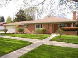 5204 W Cleveland Ave, Milwaukee, WI 53219