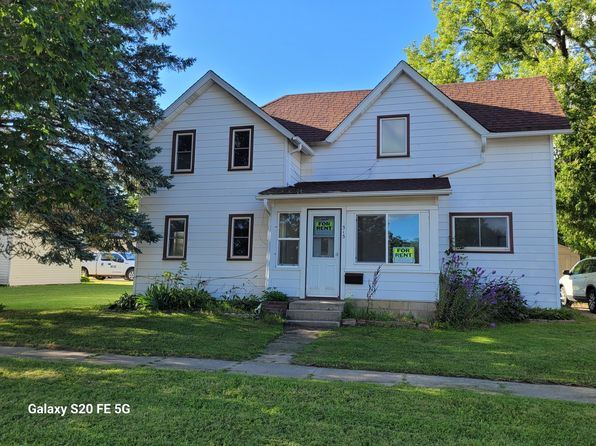 313 W Main St