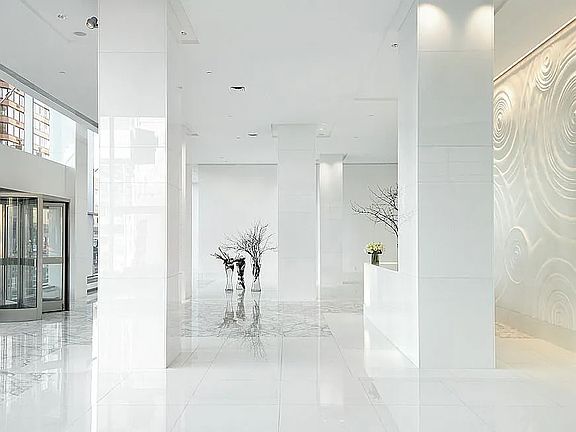 5th image of 635 W 42nd St APT 16G