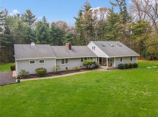 525 Potter Rd, North Kingstown, RI 02852