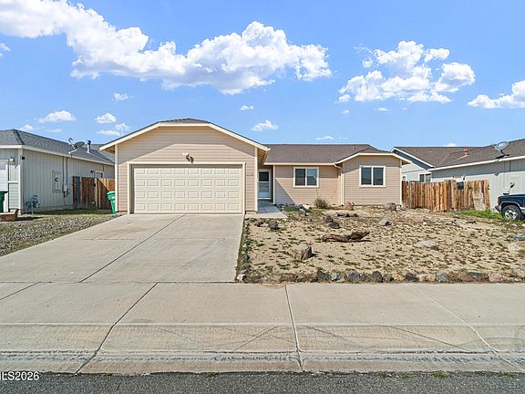 2nd image of 1115 Herron Ln