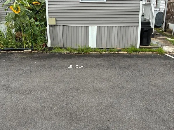 15 2nd St, Lodi, NJ 07644