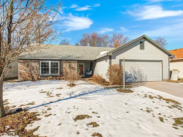 2102 Yosemite Dr, Lebanon, IN 46052