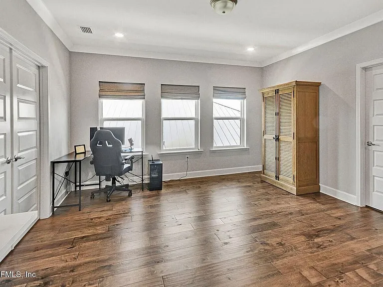 104 Marquesa Cir — Photo 23