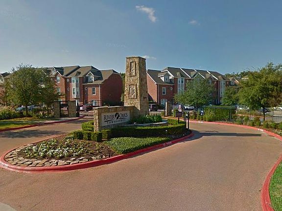 3rd image of 305 Holleman Dr E APT 702