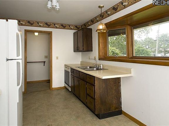 5th image of 5434 Beavercrest Dr