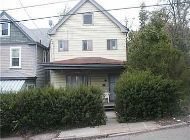 2nd image of 424 Althea St