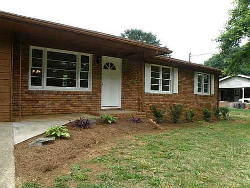 2nd image of 3967 Oglesby Rd